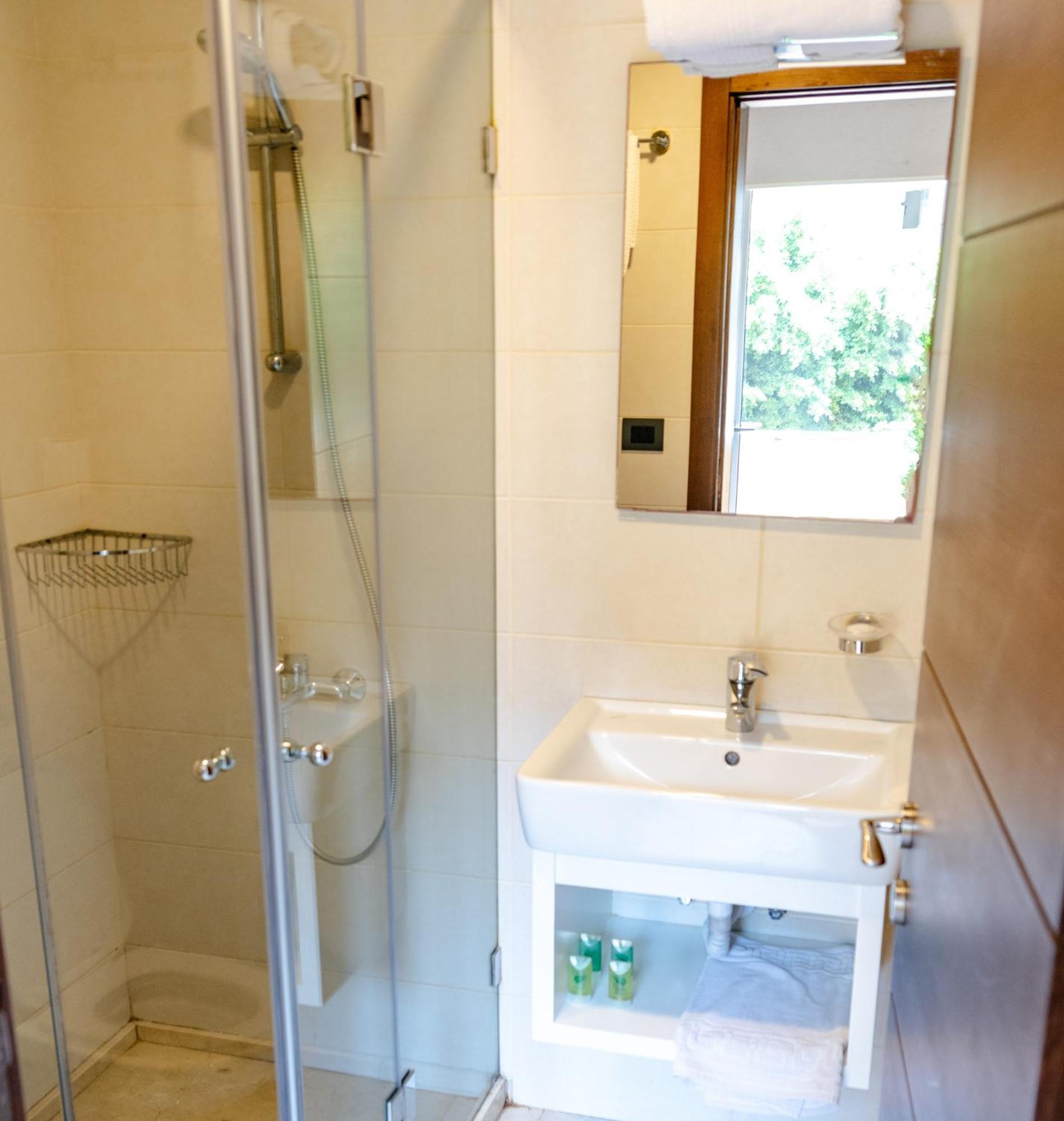 Britannia Suites เบรุต ภายนอก รูปภาพ