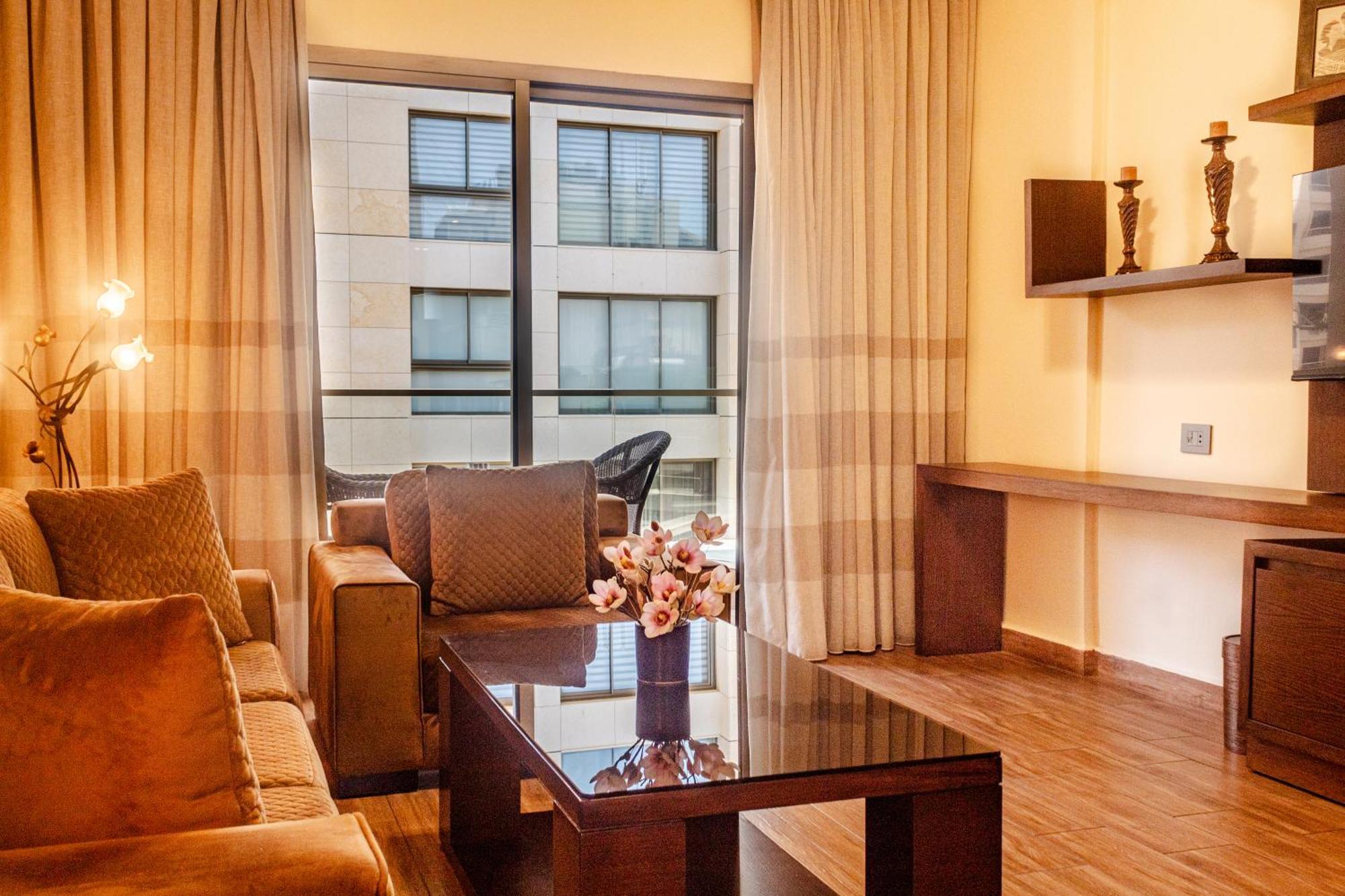 Britannia Suites เบรุต ภายนอก รูปภาพ