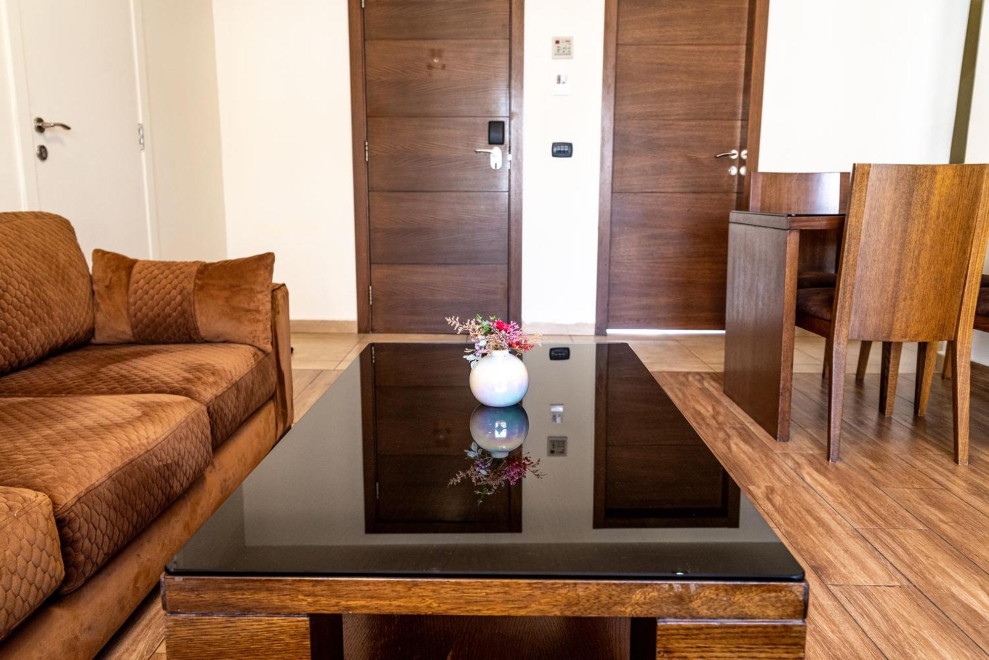 Britannia Suites เบรุต ภายนอก รูปภาพ